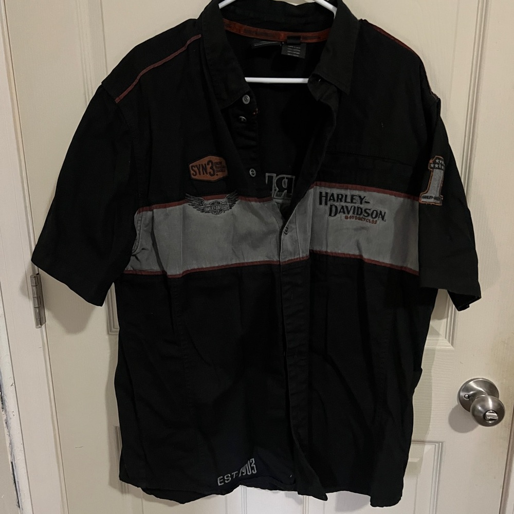Harley-Davidson Black and Gray Shirt with Red Accents